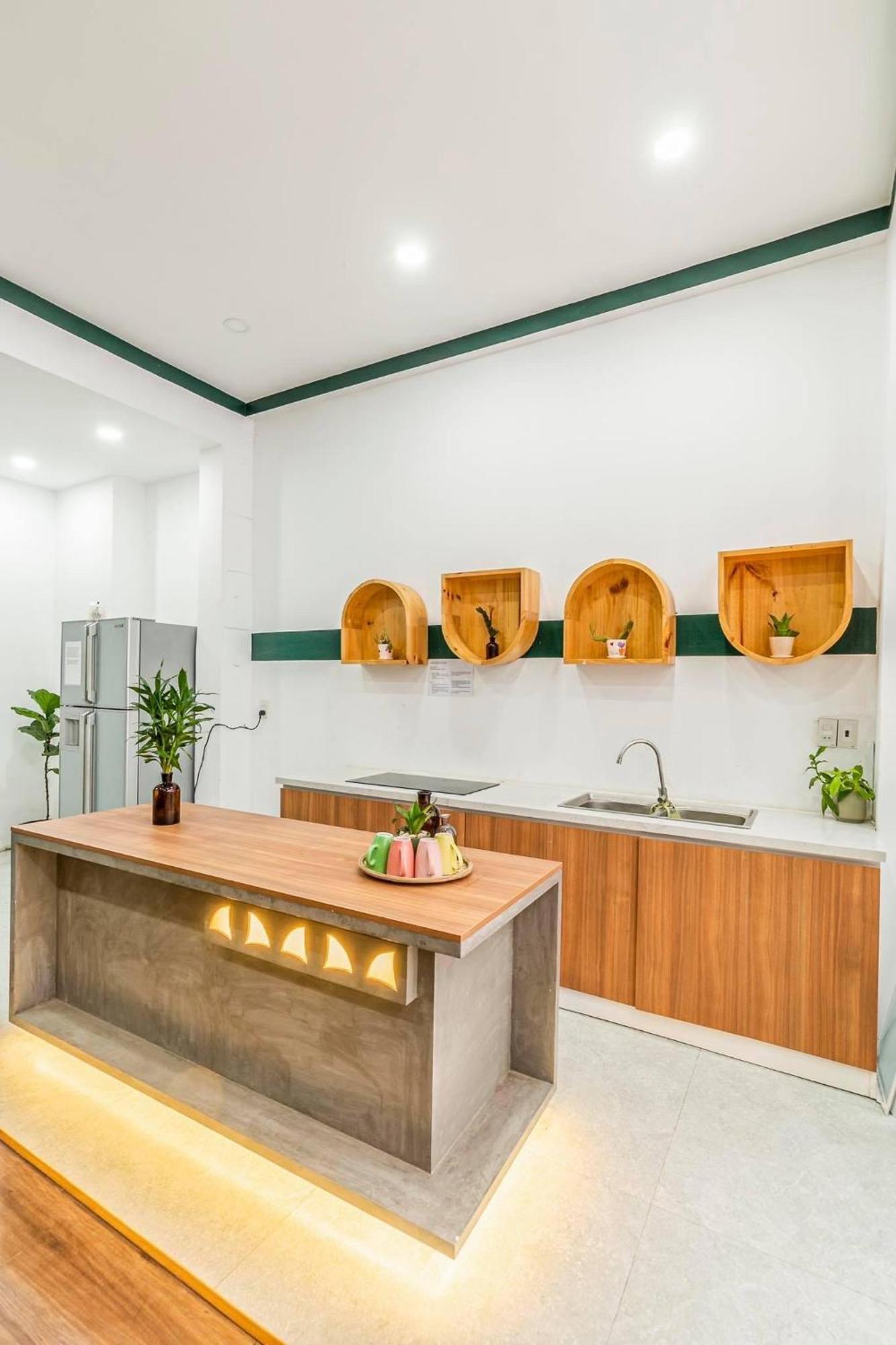 Lae Hostel Tuy Hoa Exteriör bild